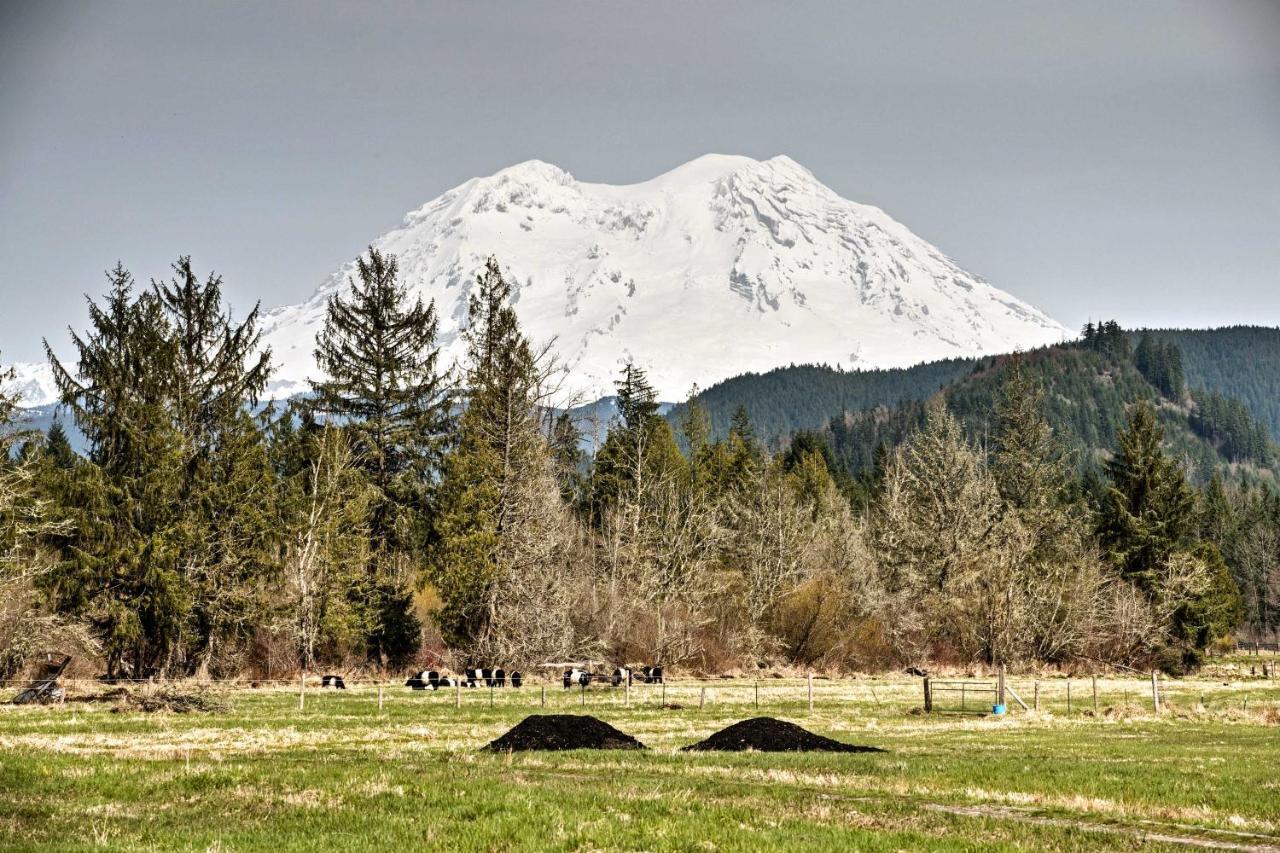 Serene Washington Escape With Deck And Mountain Views! Пеквуд Екстер'єр фото